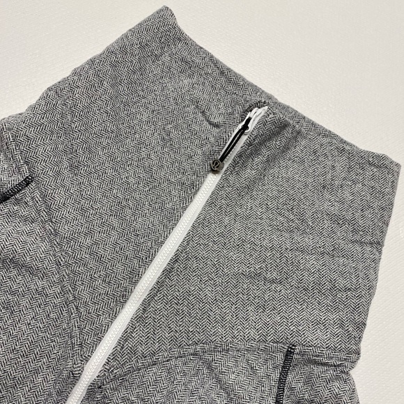 Lululemon Be Present Jacket in Heathered Herringbone Size 10 VGUC - Picture 4 of 15